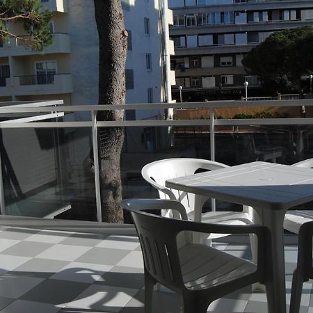 Zeus Montblanc Appartement Salou Buitenkant foto