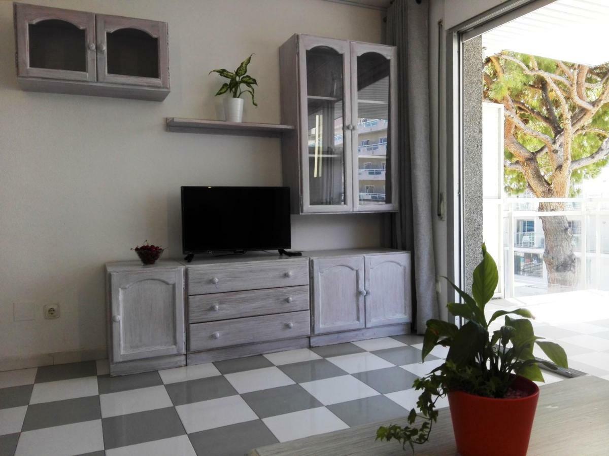 Zeus Montblanc Appartement Salou Buitenkant foto