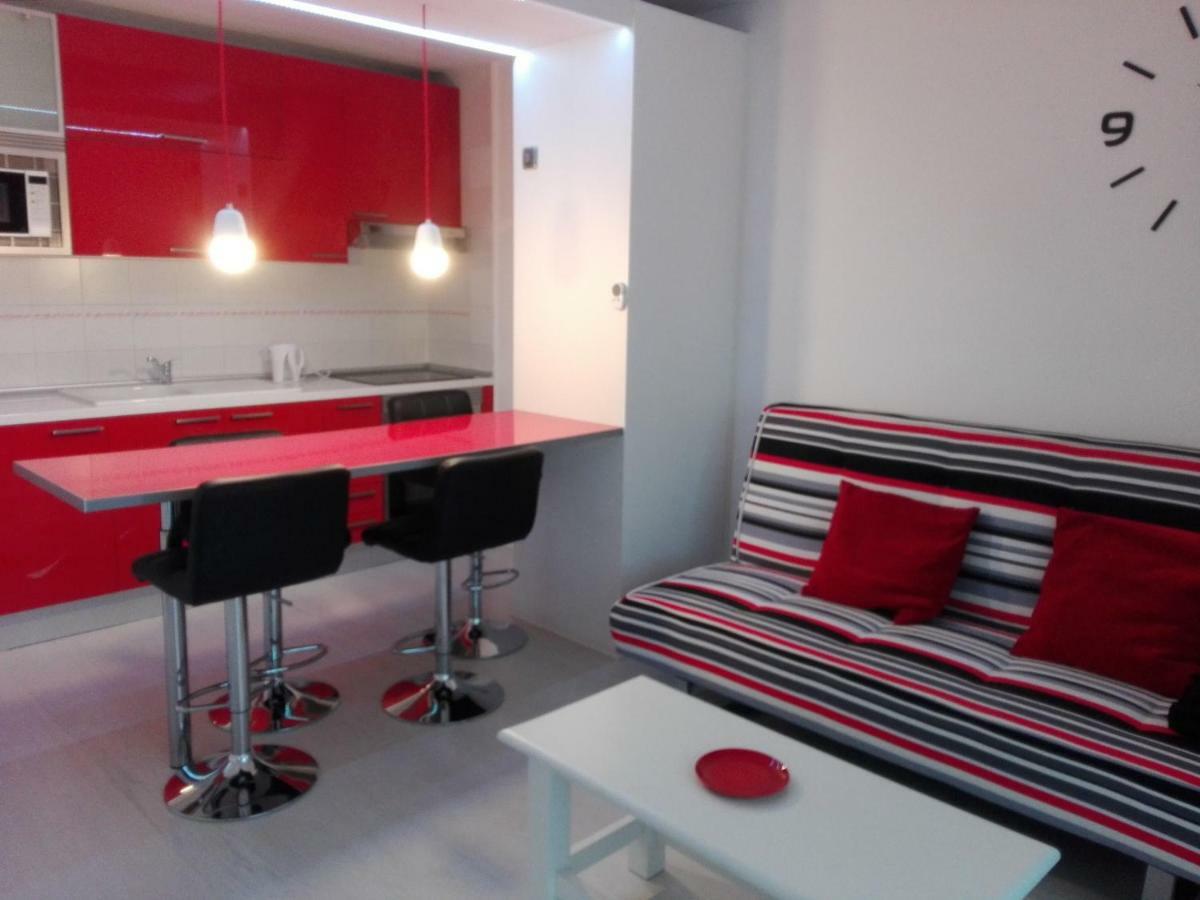 Zeus Montblanc Appartement Salou Buitenkant foto